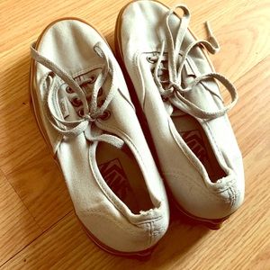 Vans sneakers men’s size 5.